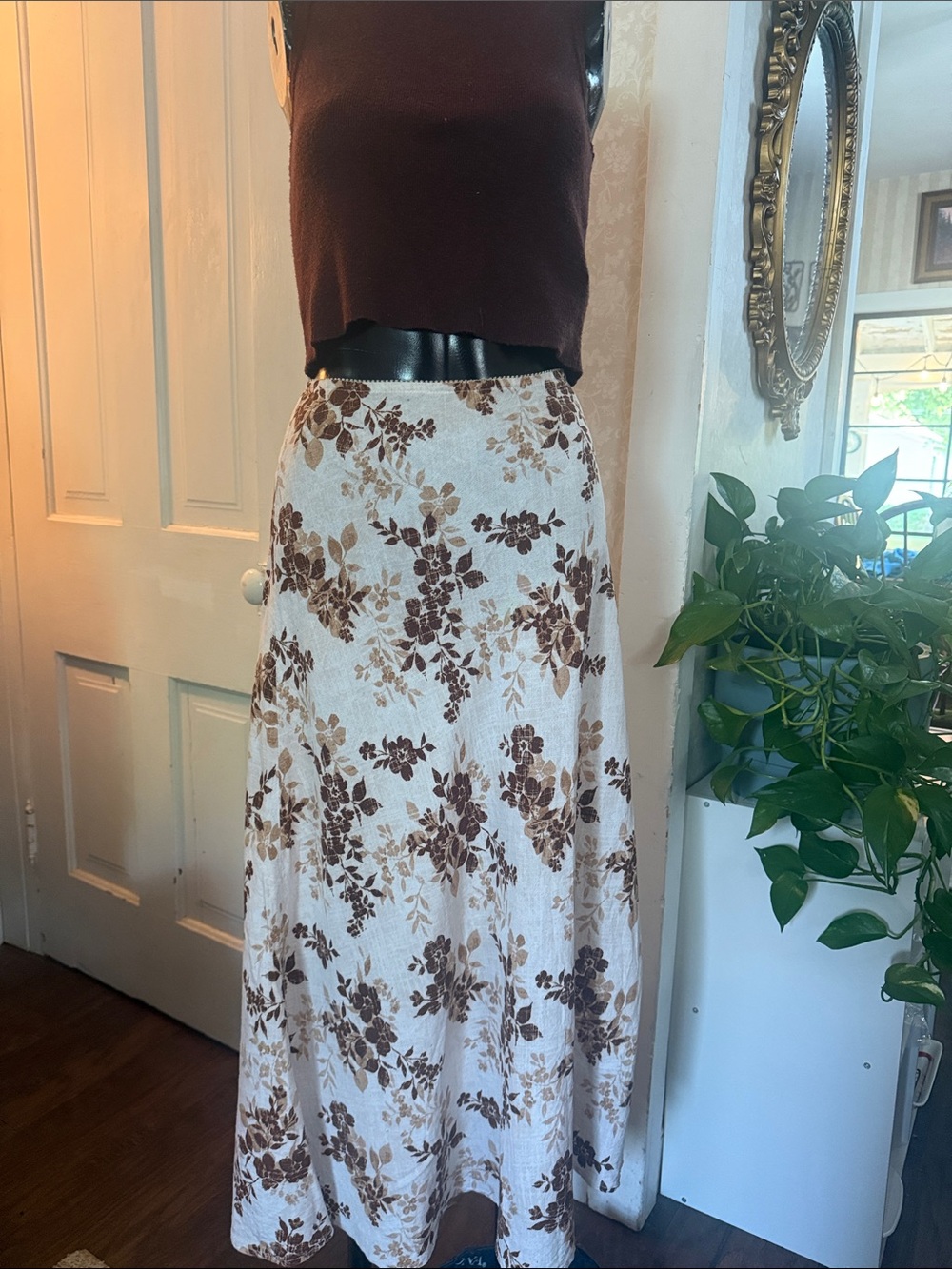 Croft & Barrow Cream/Brown Floral Linen Rayon Blend Midi Skirt Size 10